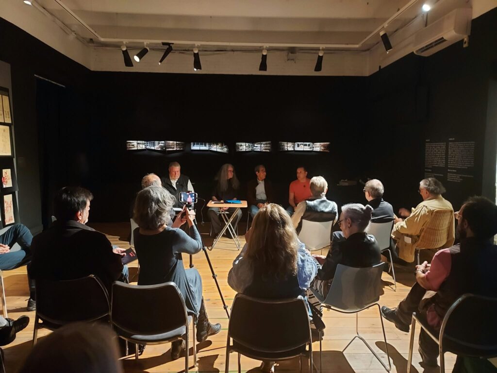 El passat 14 d’octubre va tenir lloc a l’Espai Isern Dalmau la presentació del llibre de poemes de l’escultor Gabriel «Sic et Non».